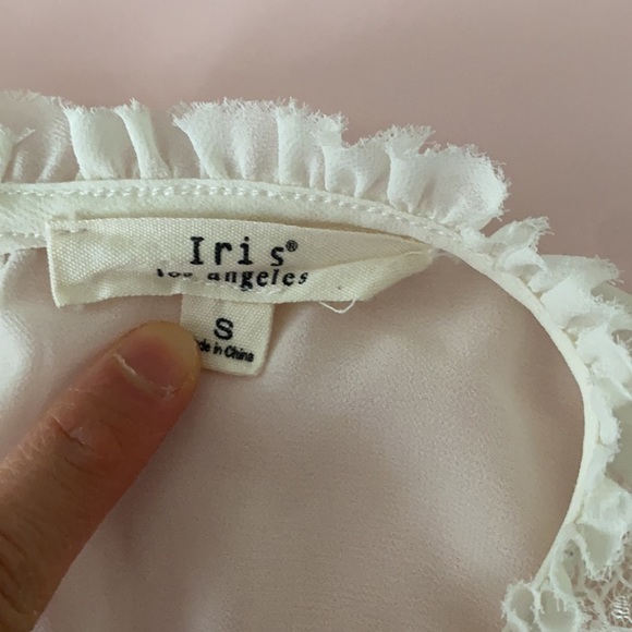 BUNDLE of whites - Picture 9 of 10